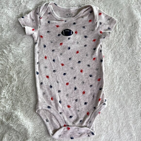 4/$12 💥♻ Carter's Heather Grey Football Pattern Bodysuit Onesie | 6m | 3987 - Picture 1 of 4